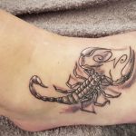 Scorpion Tattoo am Fuß